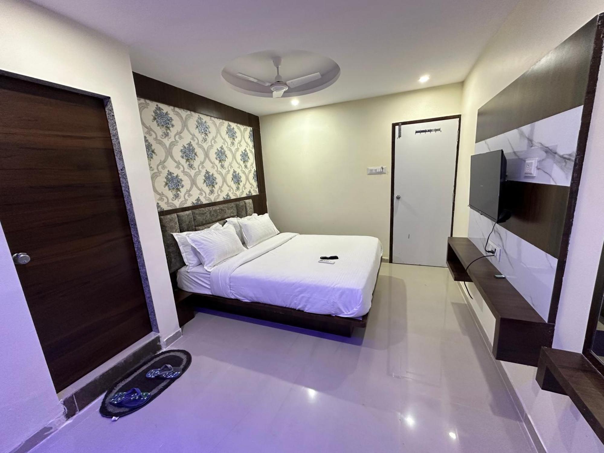 Hotel Golden View Vadodara Eksteriør billede