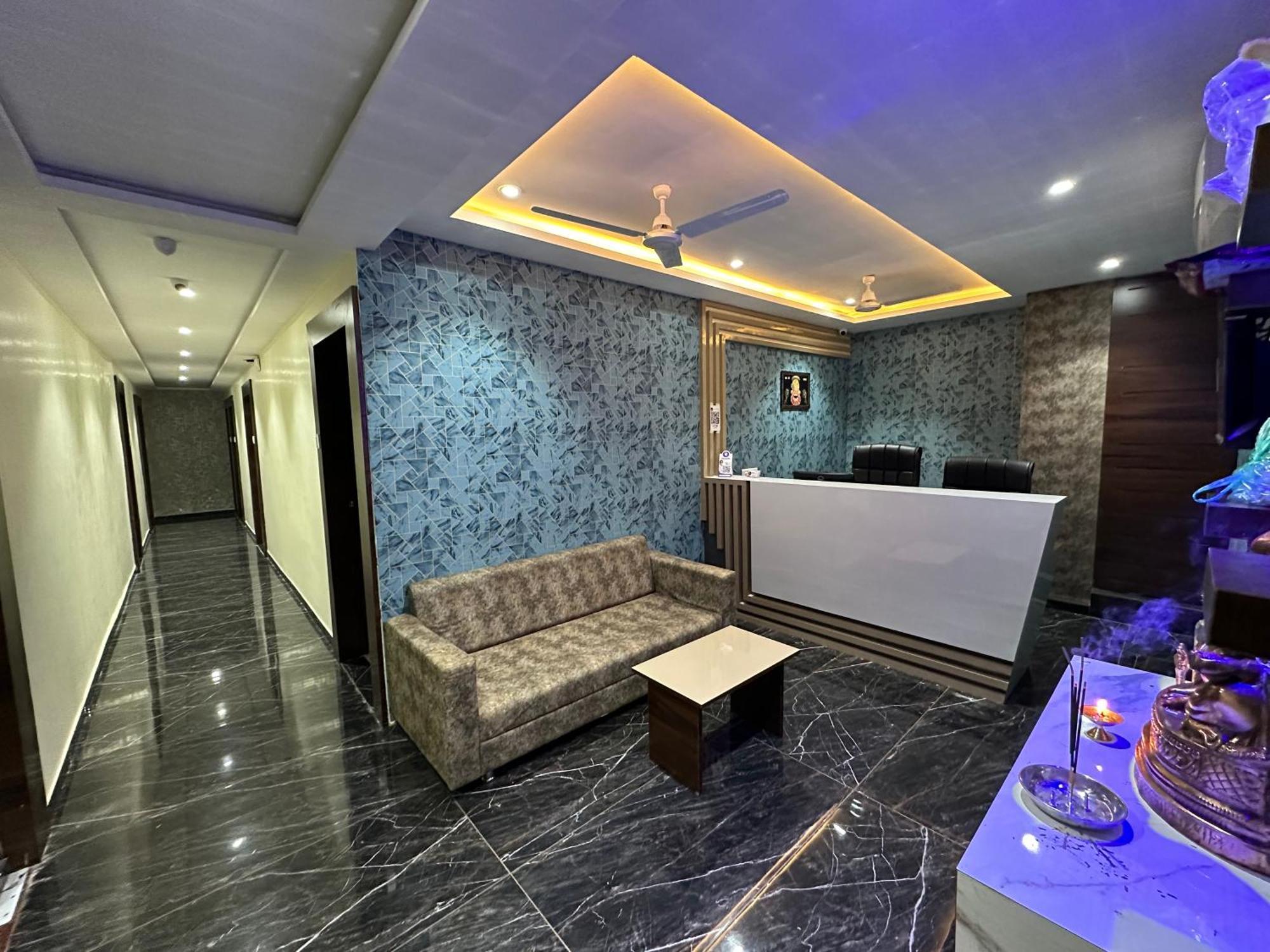 Hotel Golden View Vadodara Eksteriør billede