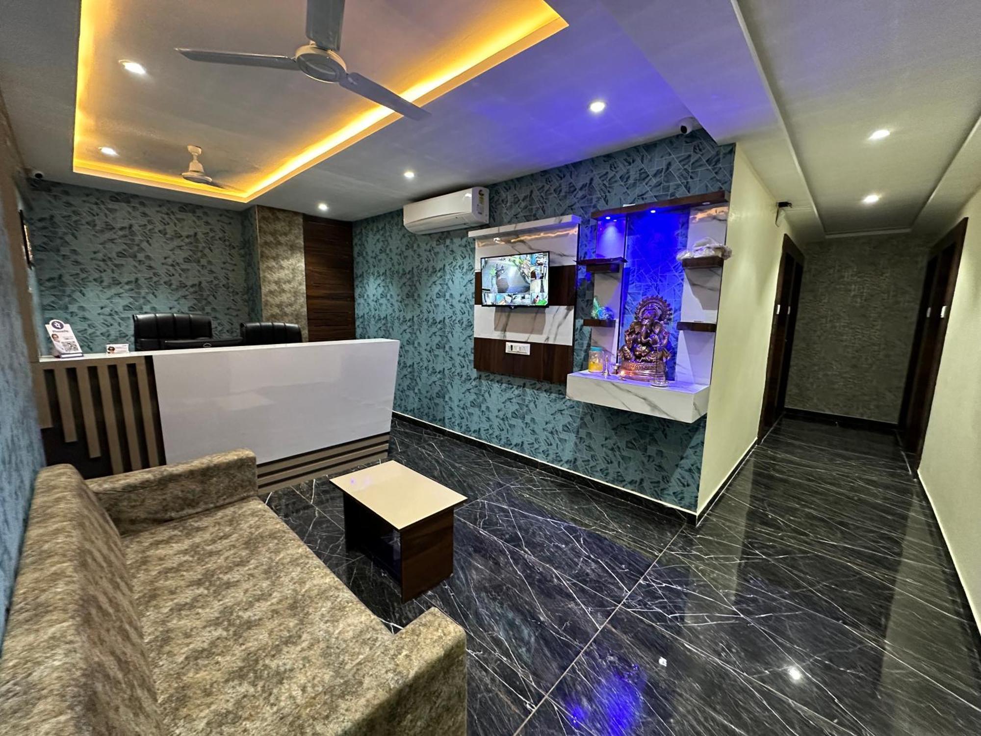 Hotel Golden View Vadodara Eksteriør billede