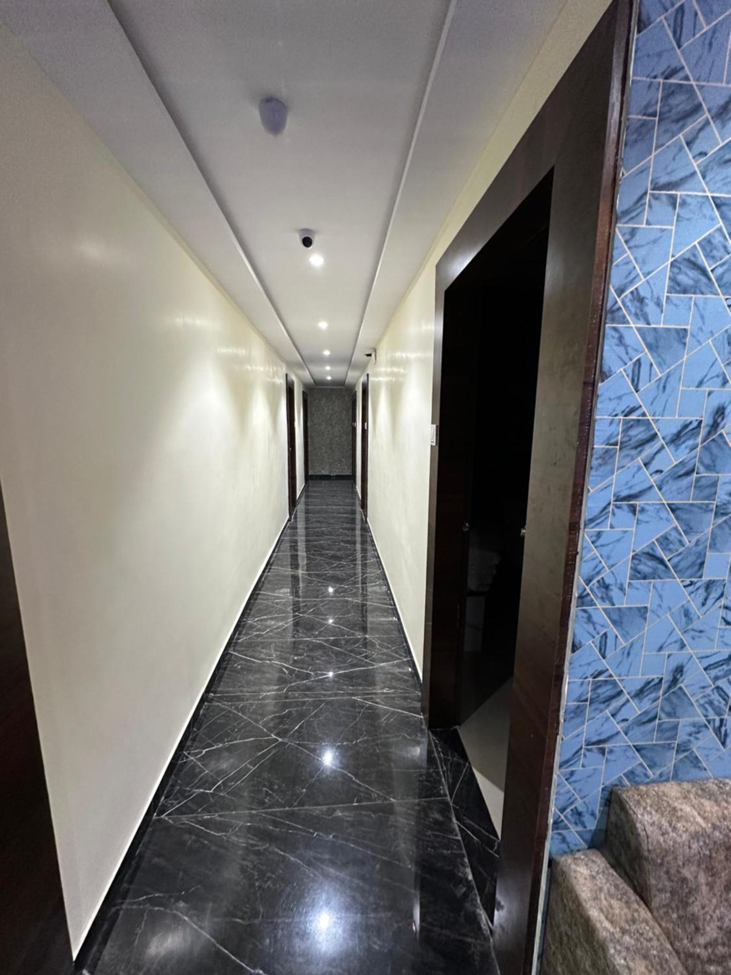 Hotel Golden View Vadodara Eksteriør billede
